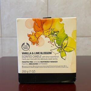 NIB BODY SHOP VANILLA & LIME BLOSSOM 7 OZ SCENTED SOY CANDLE Fruit New Old Stock